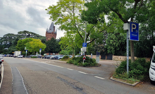 Parkplatz Schlosspark in Weinheim